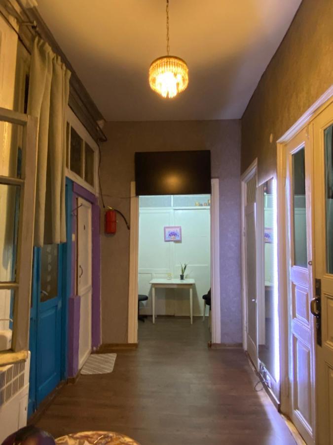 Traveler Hostel Tbilisi Buitenkant foto